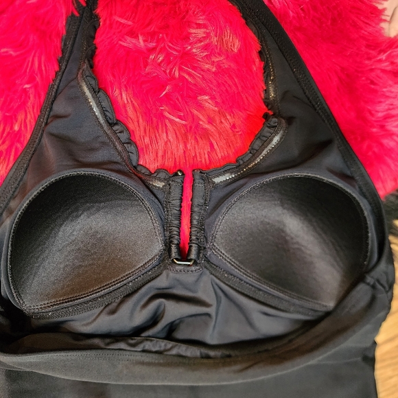 Black Bust Enhancer Halter Style Tankini Top Women's Size 14 (runs small) - Picture 6 of 8